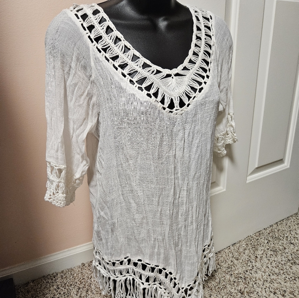 VENUS White Relaxed Cropped Tunic Or Swimsuit Cover-Up - Picture 6 of 13